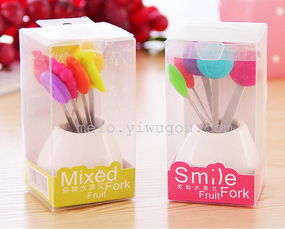 精致生活小物 不锈钢陶瓷底座可爱笑脸水果叉，让甜品时光更有趣